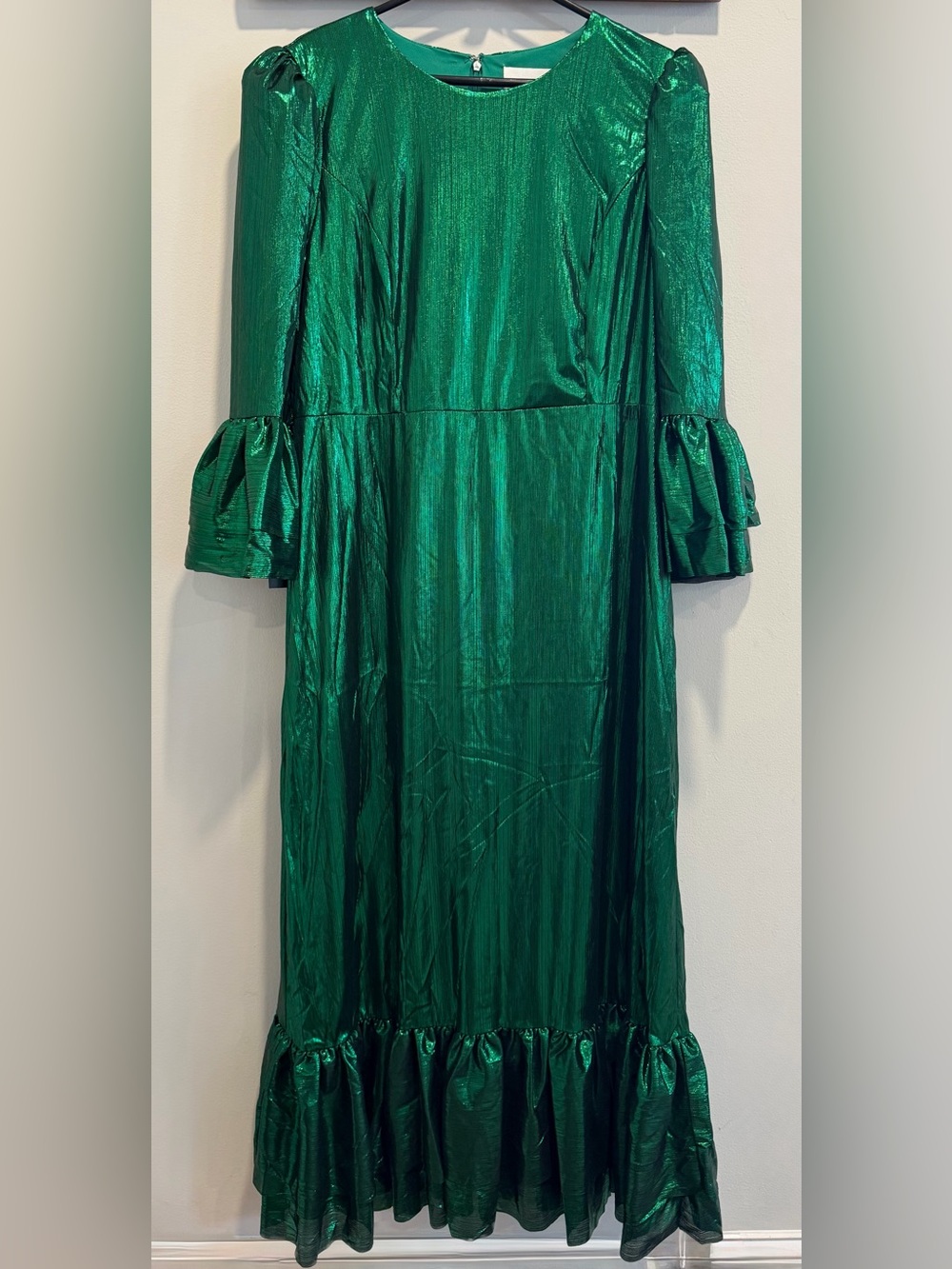 POMANDER PLACE Lillith Maxi Dress Metallic Green Lined Ruffle Hem Size XXL